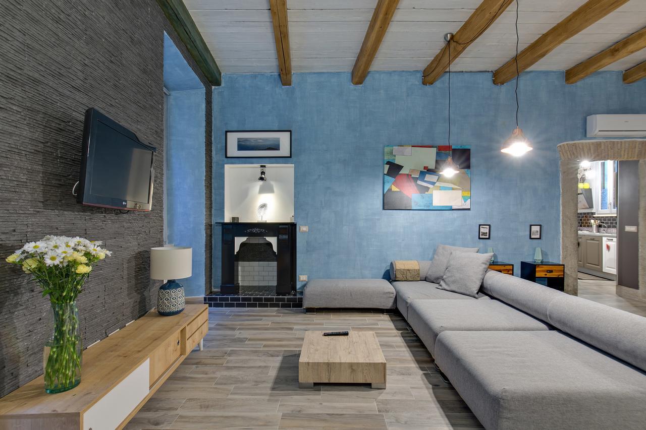 Rome As You Feel - Design Apartment At Colosseum Luaran gambar